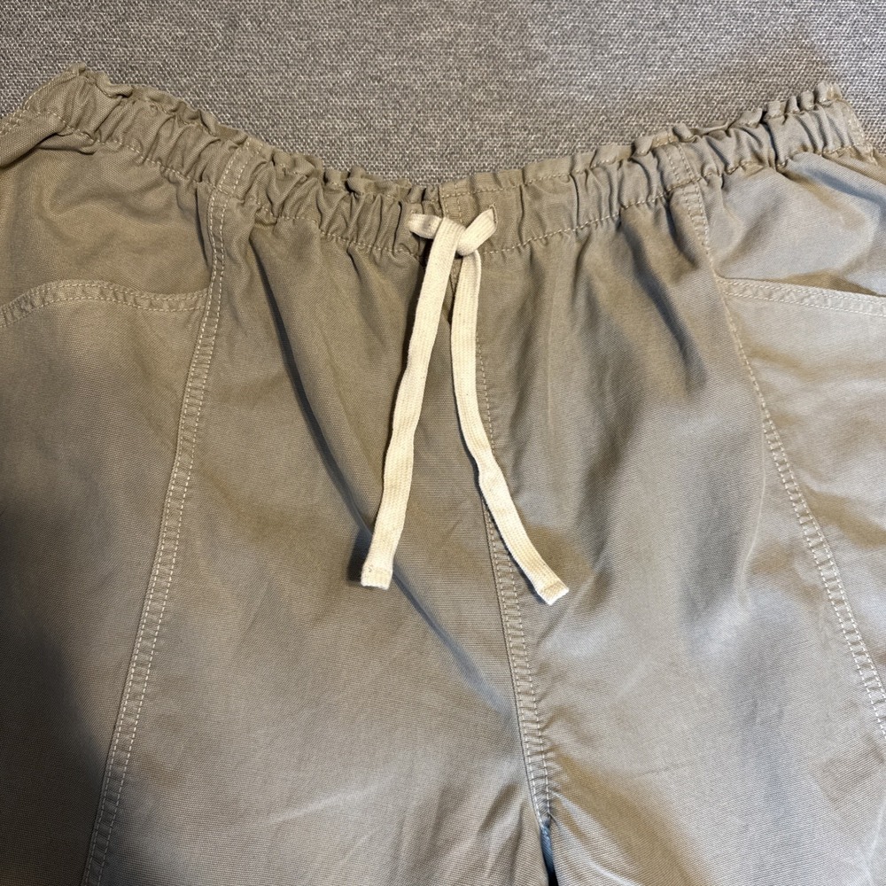 Aerie Women's Light Army Green Elastic Waist Drawstring Shorts XL  Baggy - Picture 2 of 14